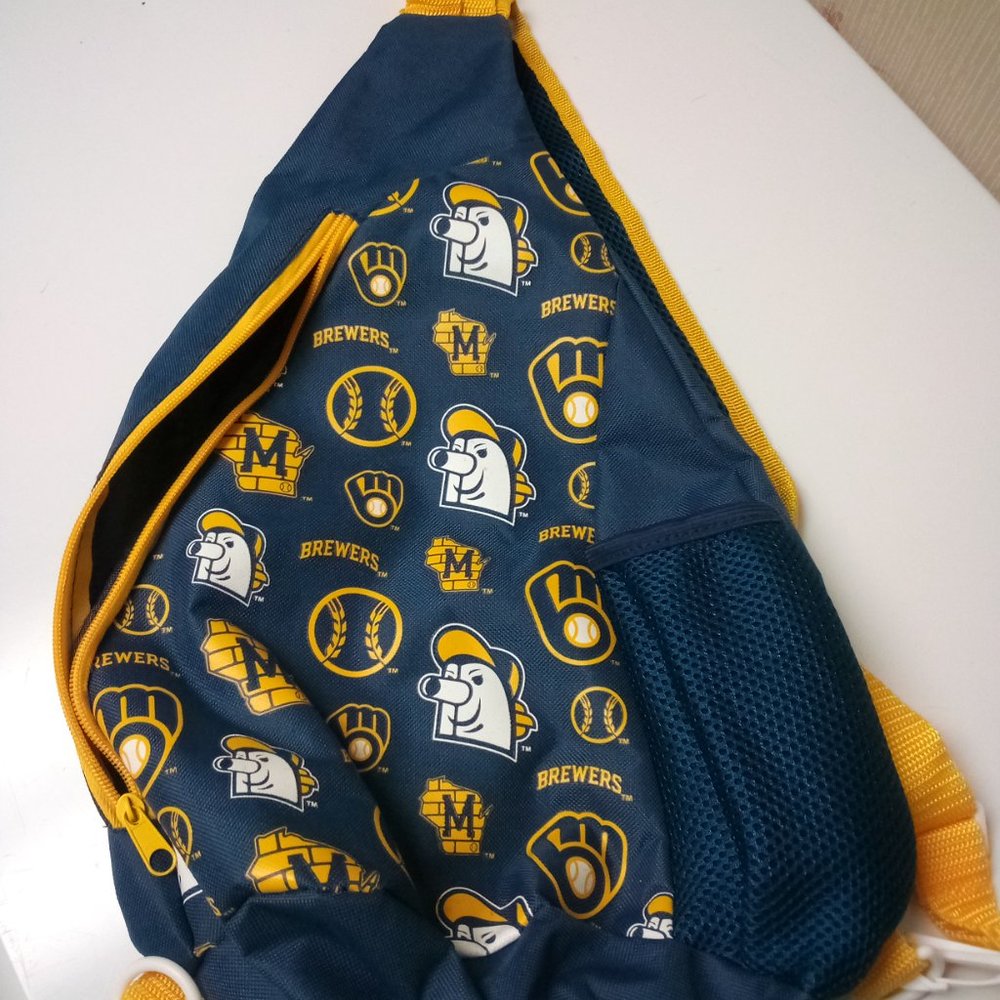 Milwaukee Brewers Sling Backpack Kid Crew Logo Blue and Yellow